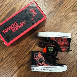 Vans x Stranger Things Sk8-Hi Zip Skate Shoes 12.5Y